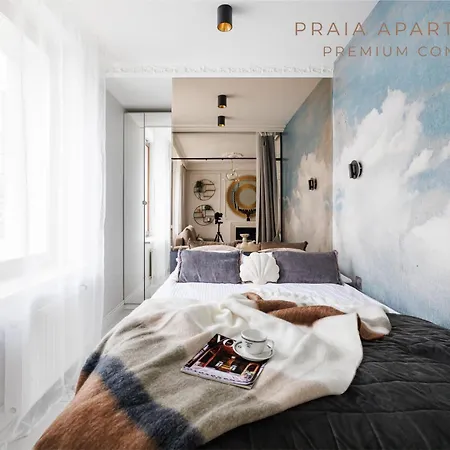 Gold By - 150 M Do Plazy - Parking