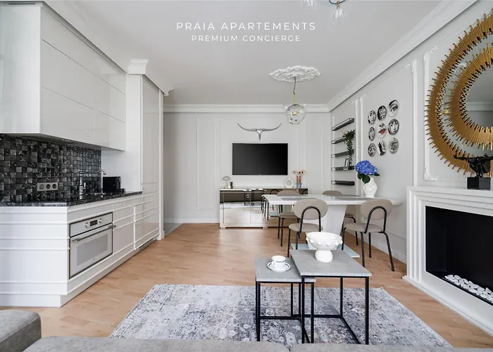 Gold By - 150 M Do Plazy - Parking Sopot