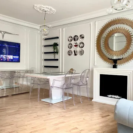 Gold By - 150 M Do Plazy - Parking Apartment *