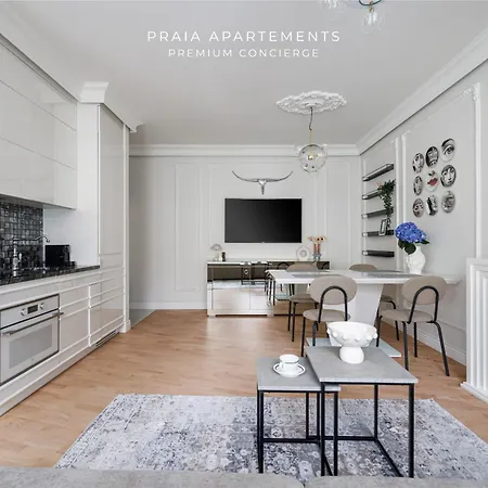 Gold By - 150 M Do Plazy - Parking סופוט